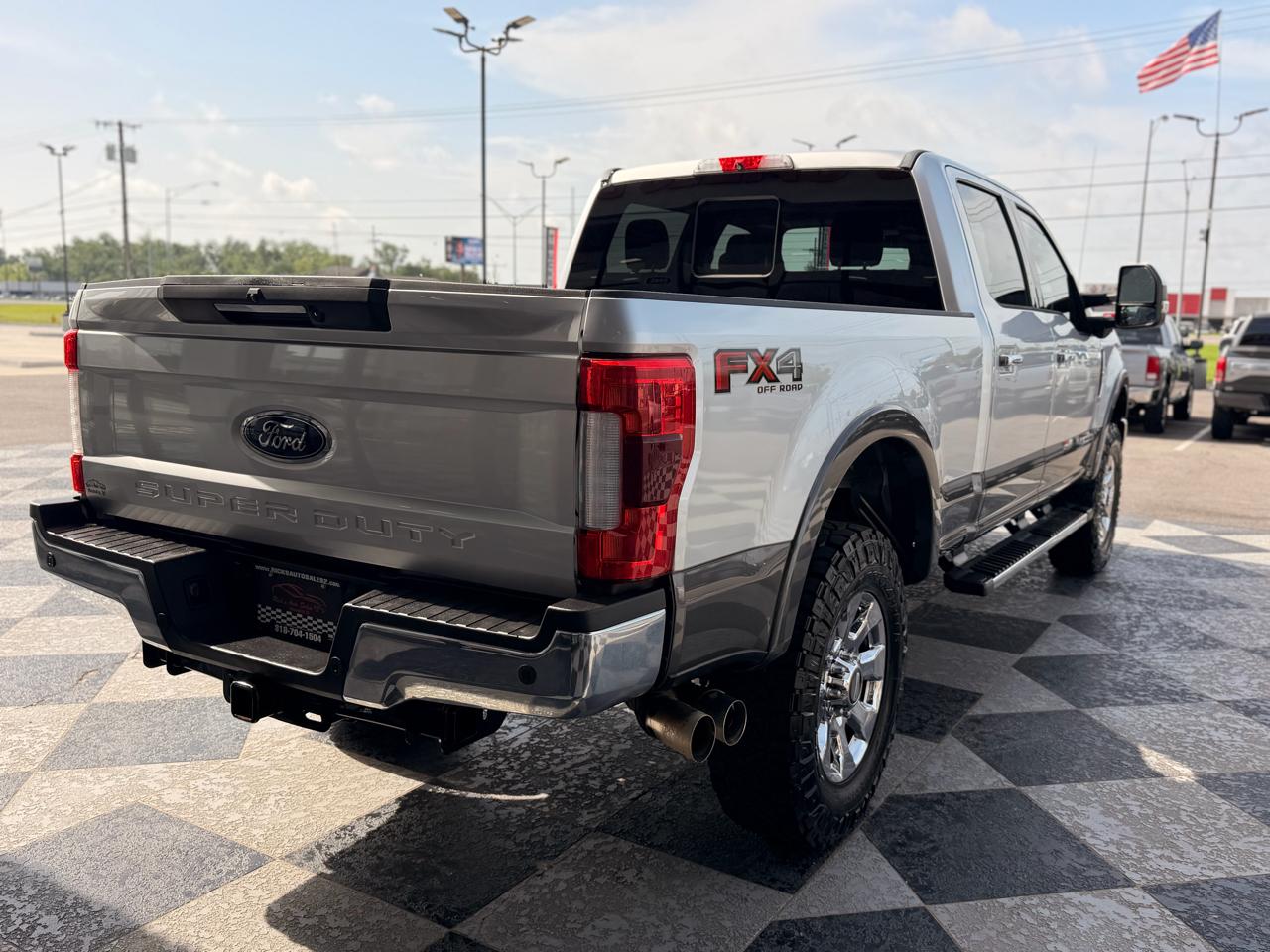 Ford F-250 SD Lariat Crew Cab 4WD 2019