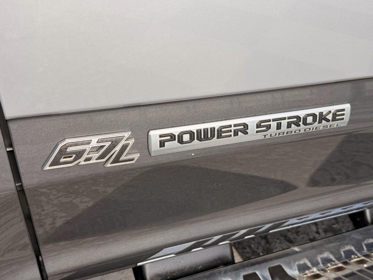 Ford F-250 SD Lariat Crew Cab 4WD 2019