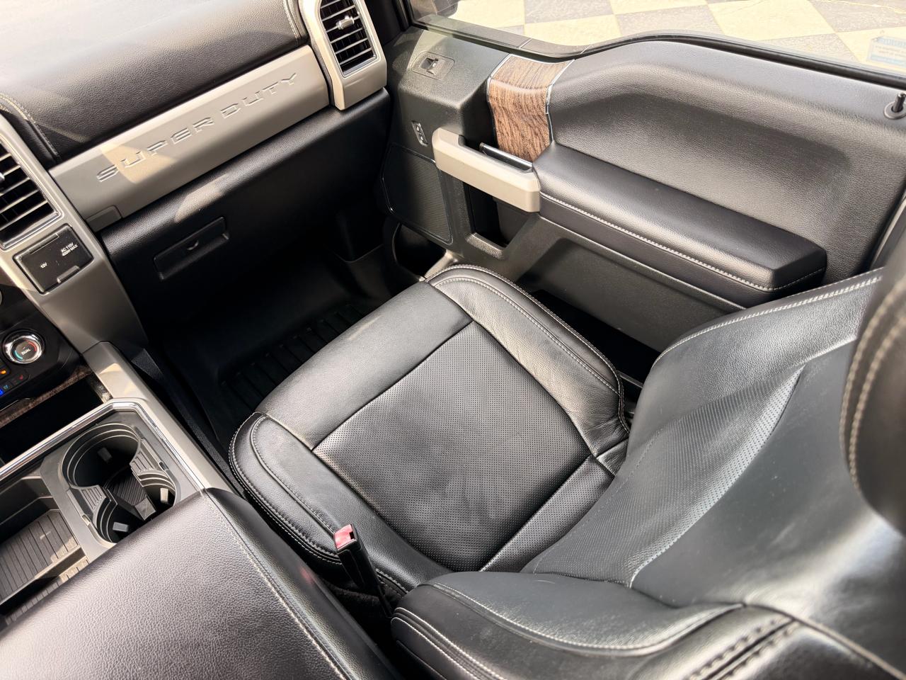 Ford F-250 SD Lariat Crew Cab 4WD 2019
