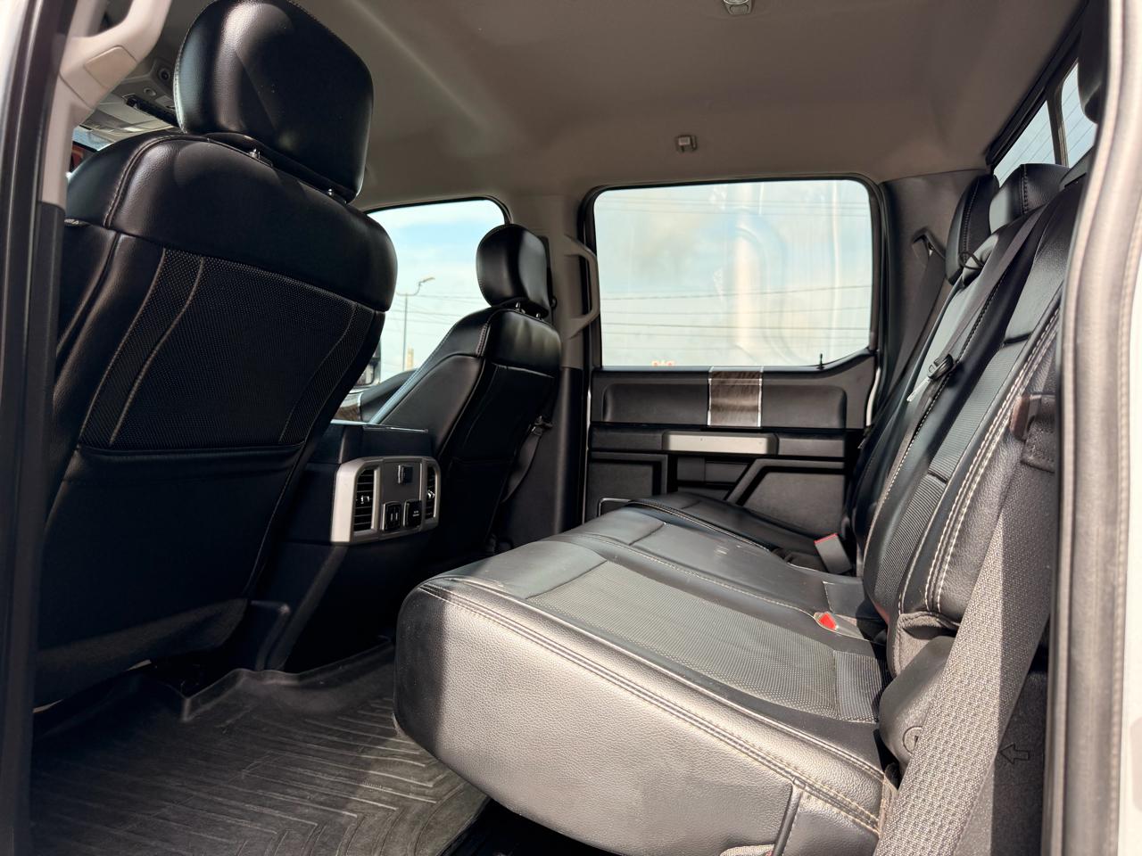 Ford F-250 SD Lariat Crew Cab 4WD 2019