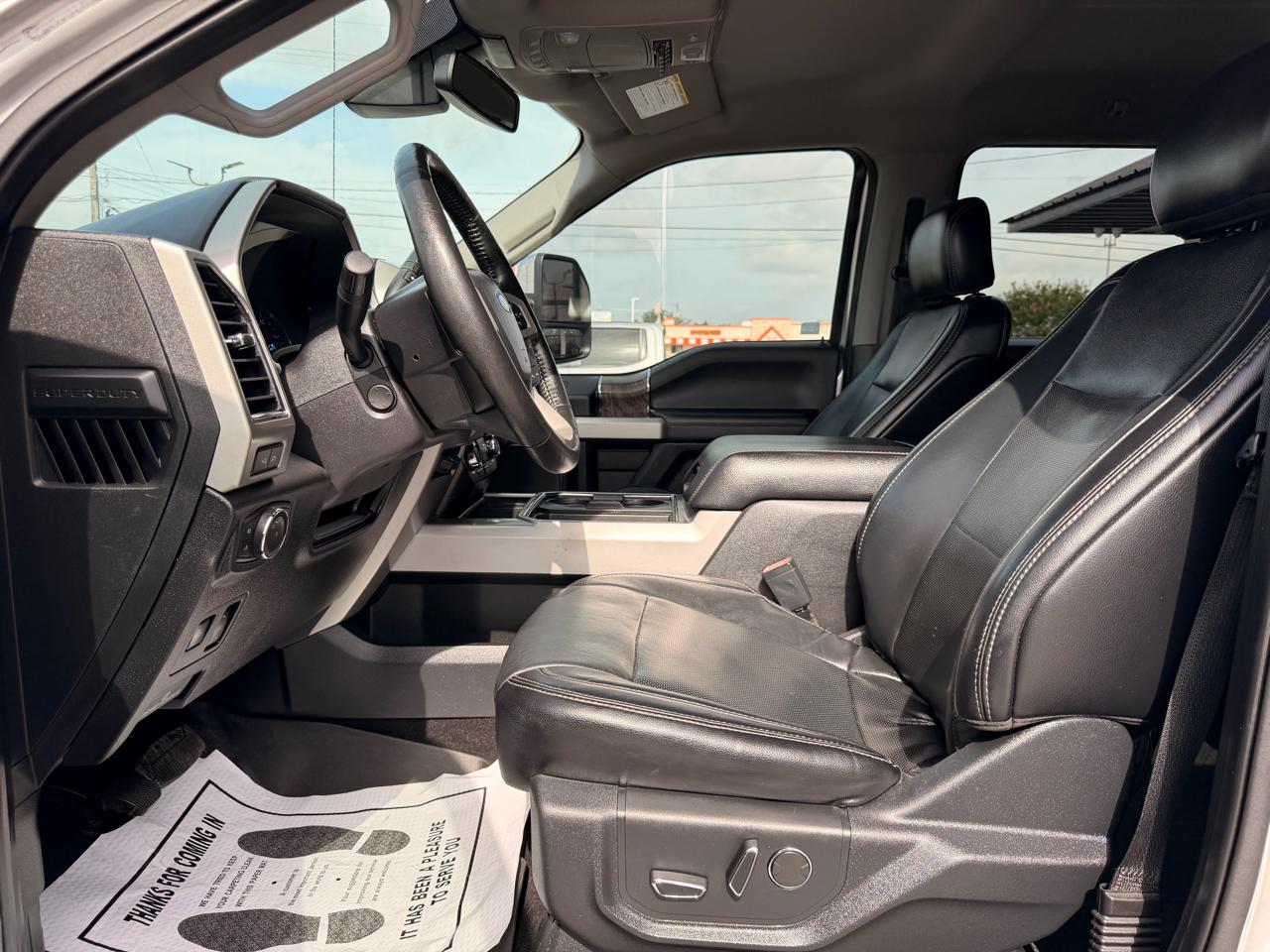Ford F-250 SD Lariat Crew Cab 4WD 2019
