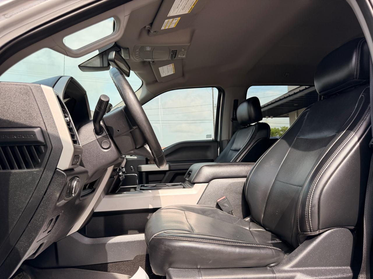Ford F-250 SD Lariat Crew Cab 4WD 2019
