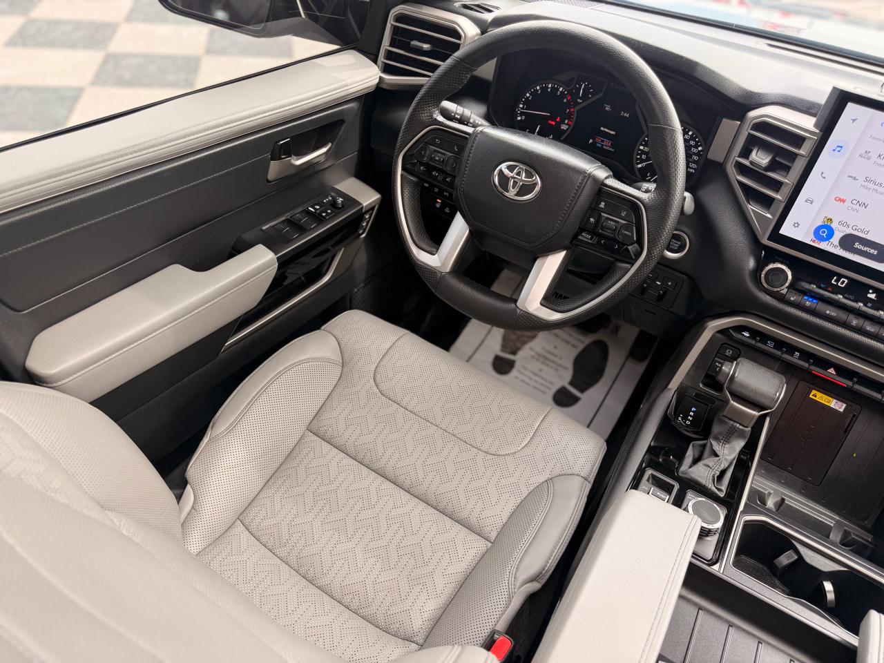 Toyota Tundra Limited CrewMax 4WD 2023