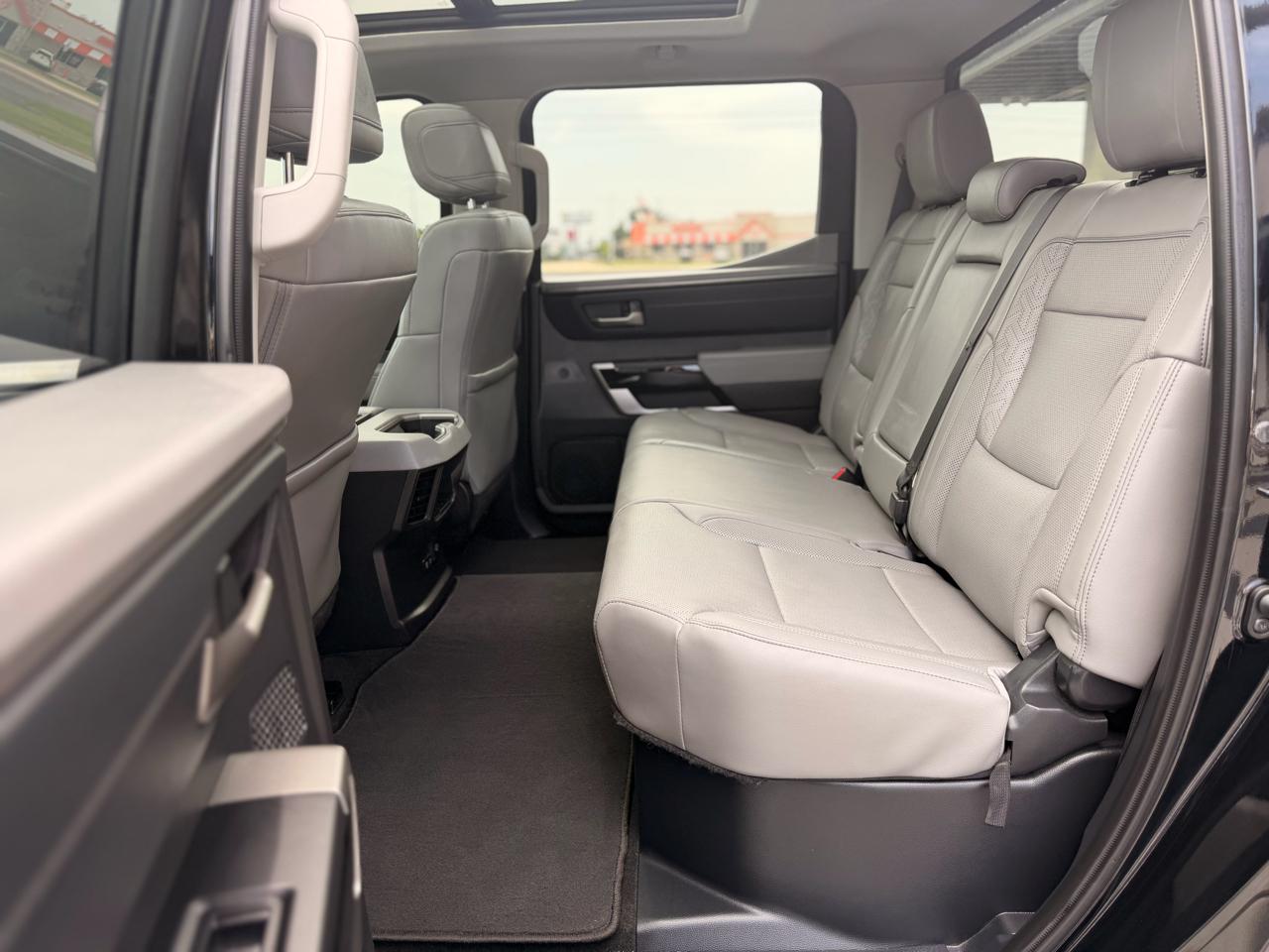 Toyota Tundra Limited CrewMax 4WD 2023