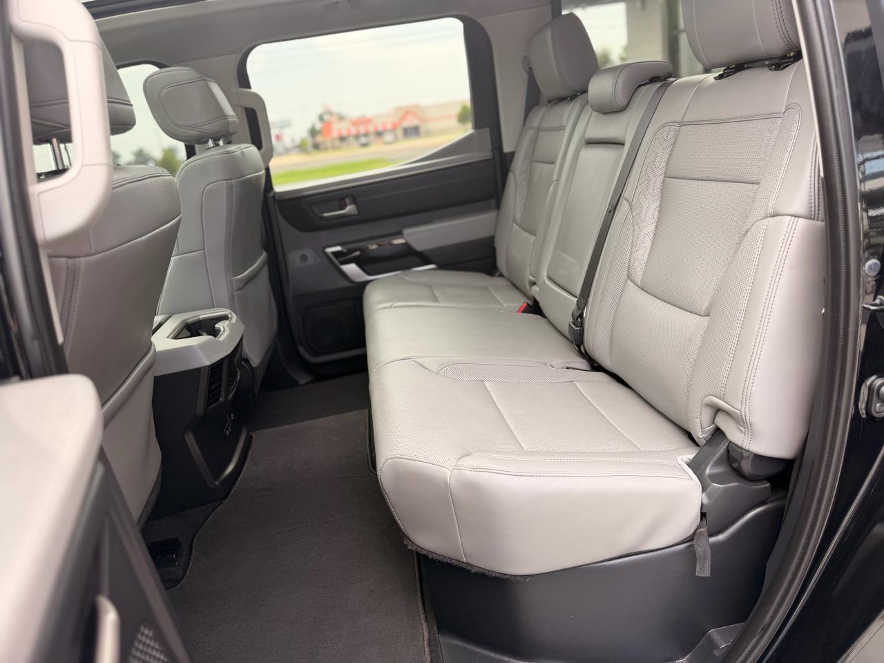 Toyota Tundra Limited CrewMax 4WD 2023