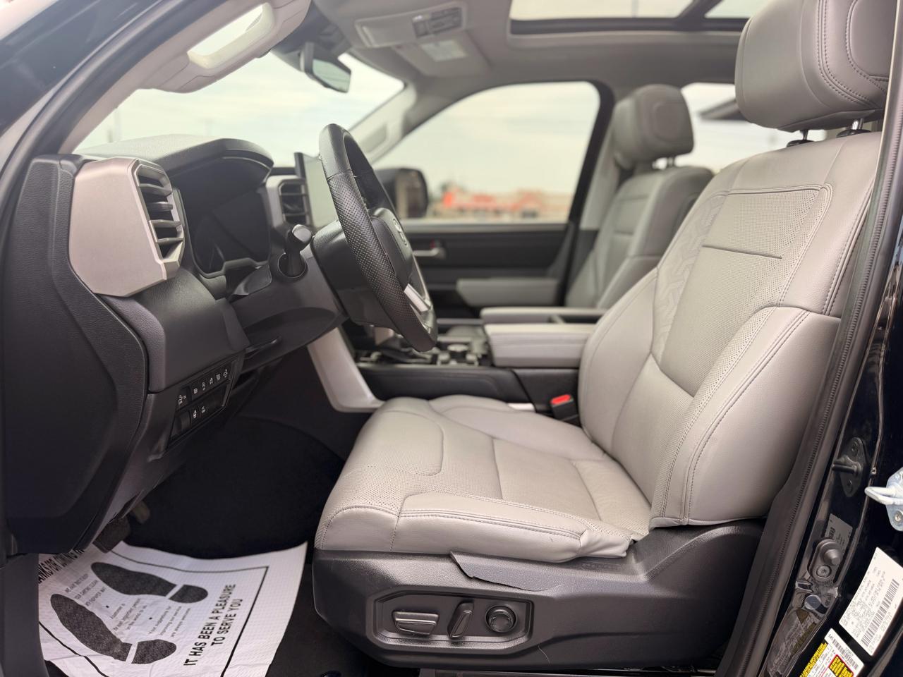 Toyota Tundra Limited CrewMax 4WD 2023