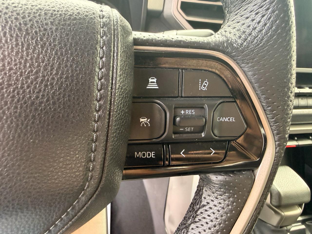 Toyota Tundra Limited CrewMax 4WD 2023