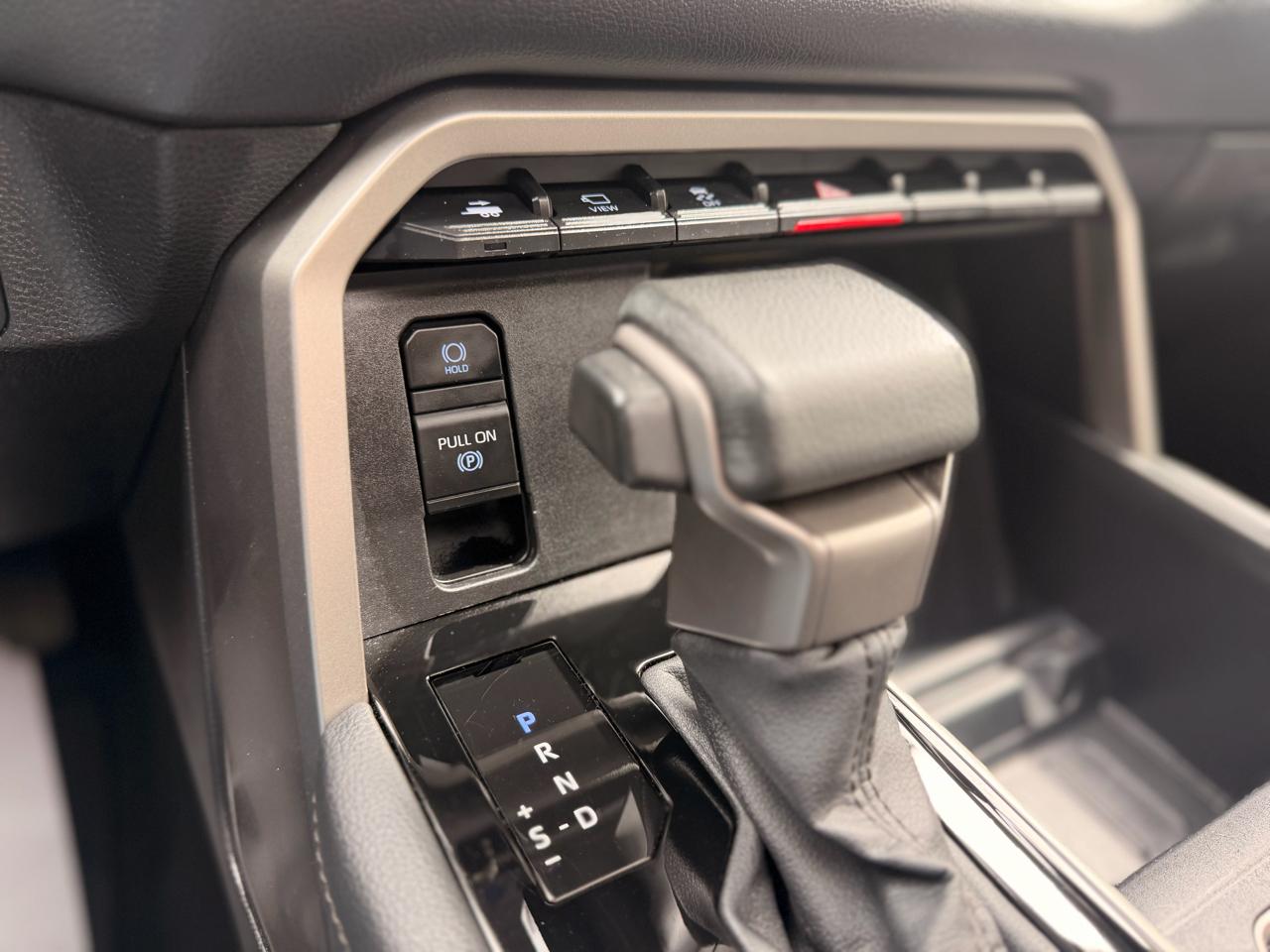 Toyota Tundra Limited CrewMax 4WD 2023