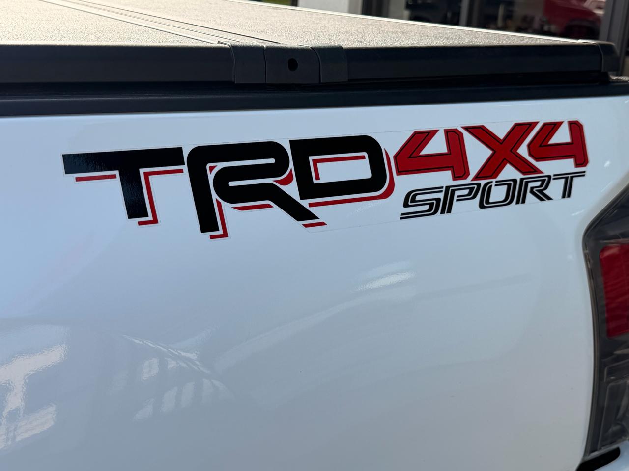 Toyota Tacoma TRD Sport Double Cab 4WD V6 2023