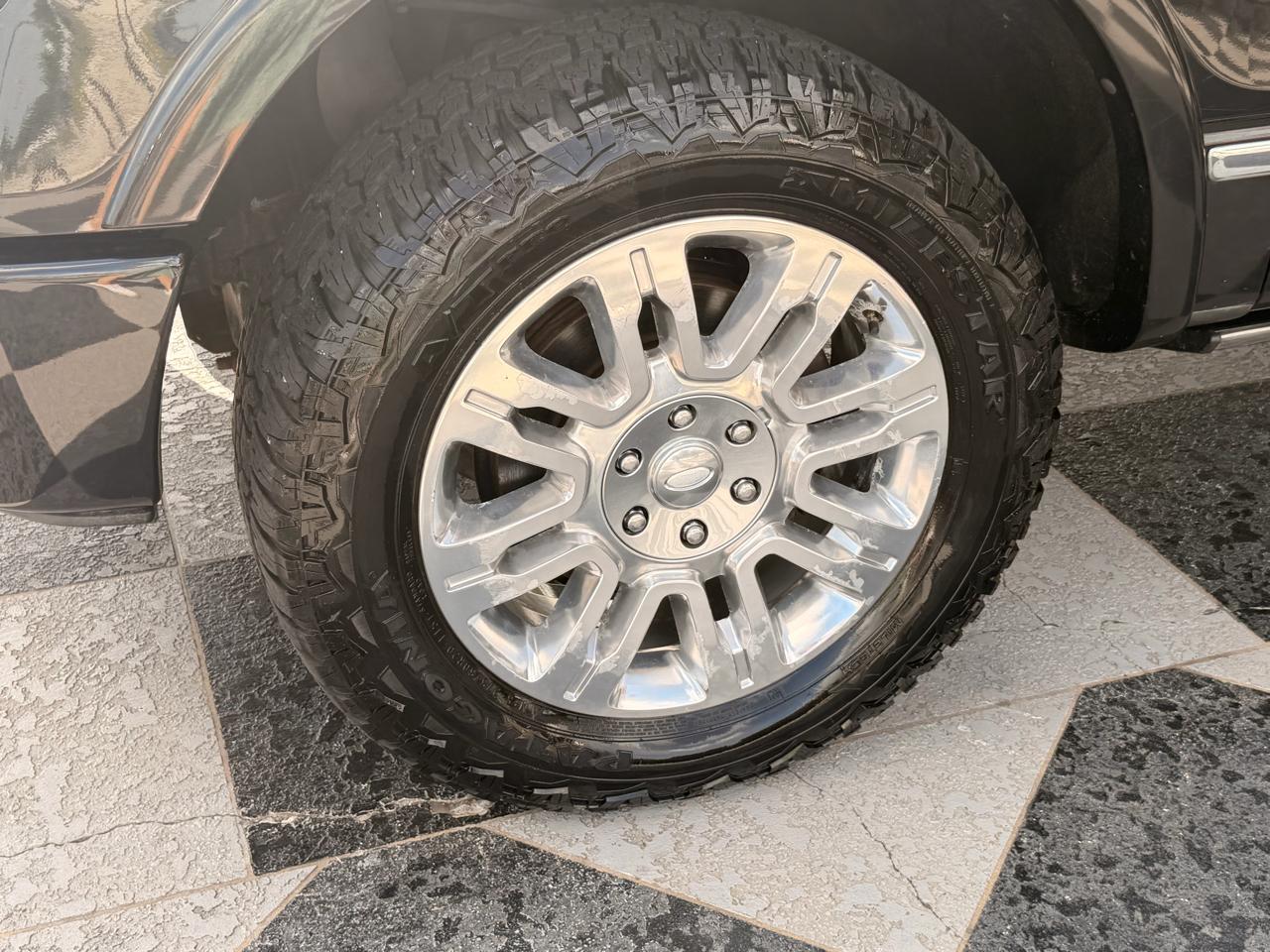 Ford F-150 Platinum 4WD SuperCrew 5.5' Box 2012