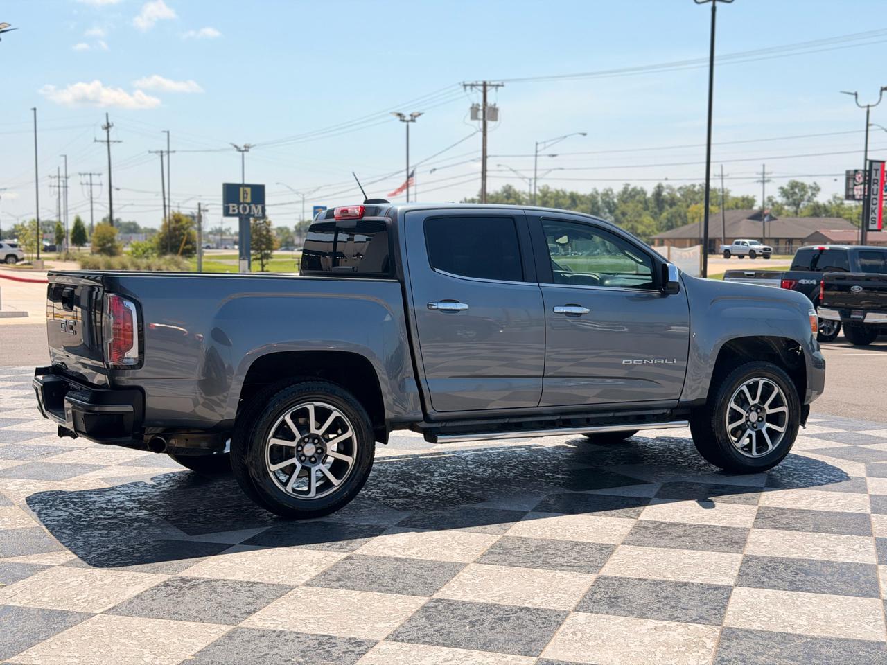 GMC Canyon Denali Crew Cab Long Box 4WD 2021
