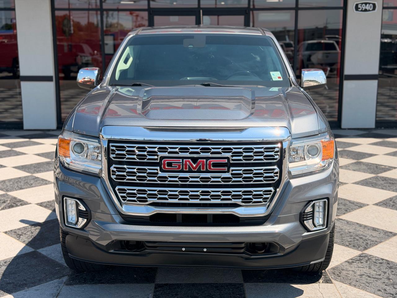 GMC Canyon Denali Crew Cab Long Box 4WD 2021