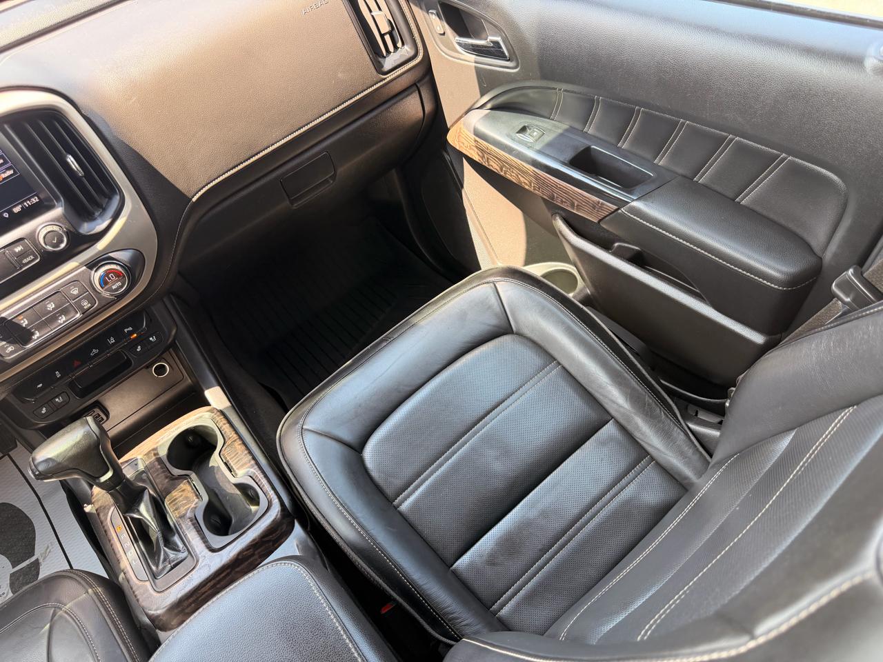 GMC Canyon Denali Crew Cab Long Box 4WD 2021
