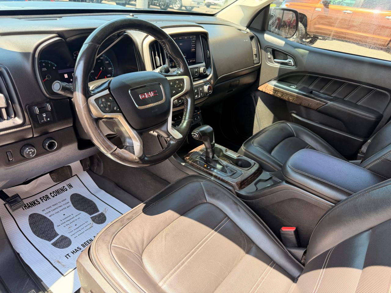GMC Canyon Denali Crew Cab Long Box 4WD 2021