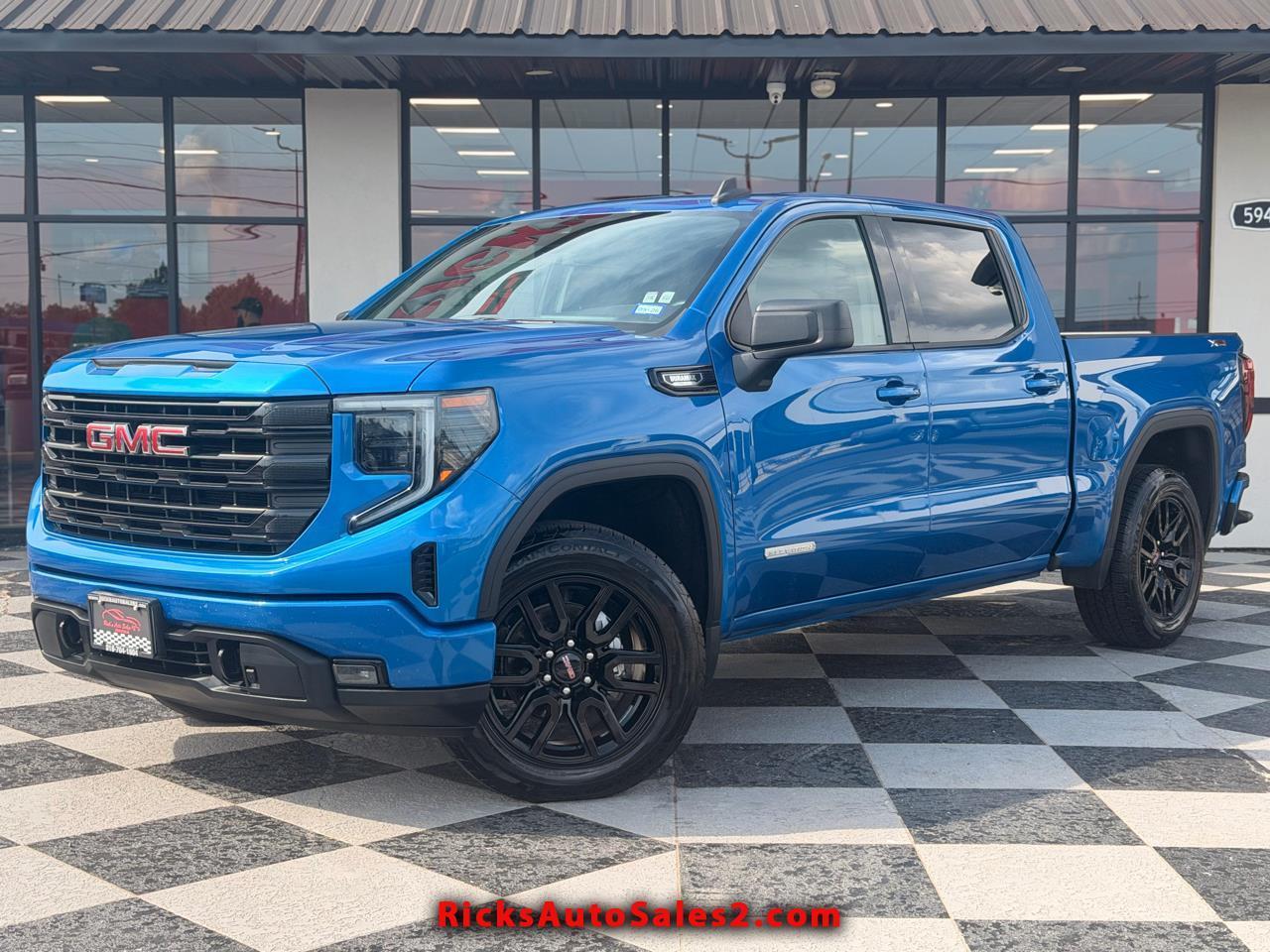 GMC Sierra 1500 Elevation Crew Cab 4WD 2022