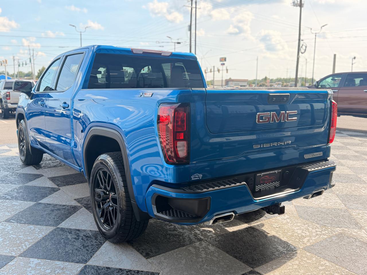 GMC Sierra 1500 Elevation Crew Cab 4WD 2022
