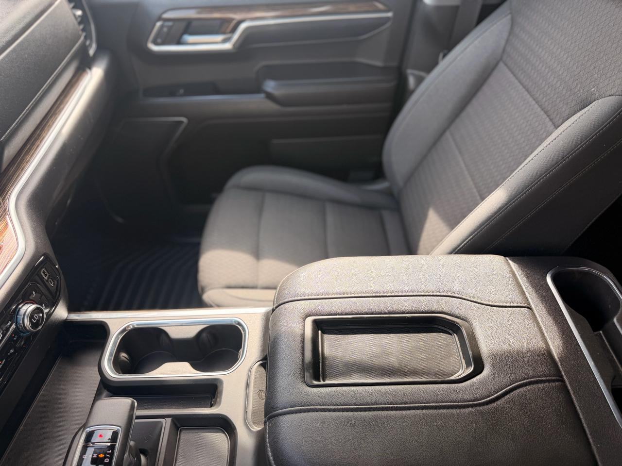 GMC Sierra 1500 Elevation Crew Cab 4WD 2022