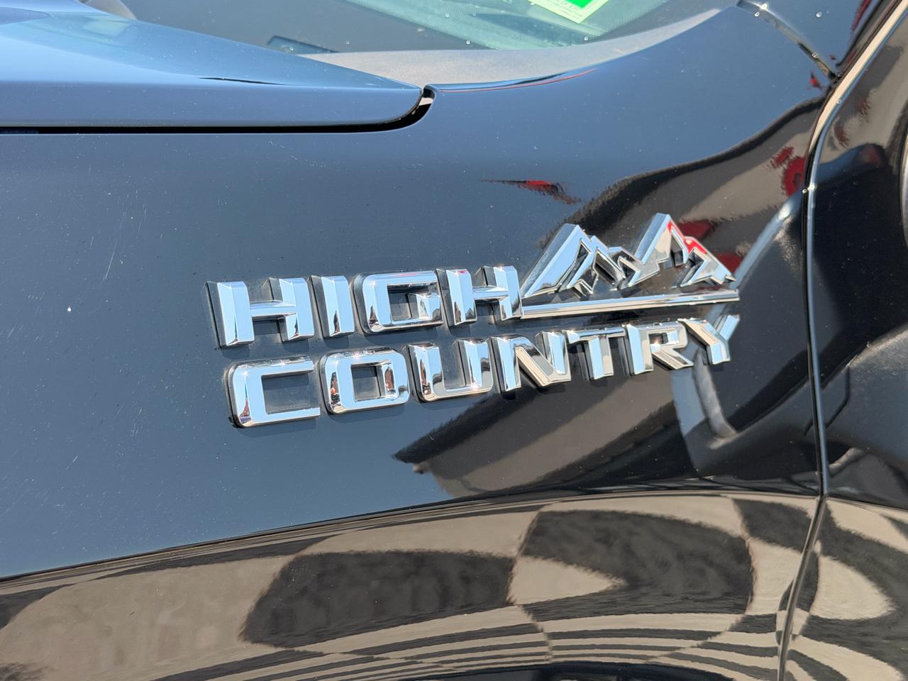 Chevrolet Silverado 1500 High Country Crew Cab 4WD 2022