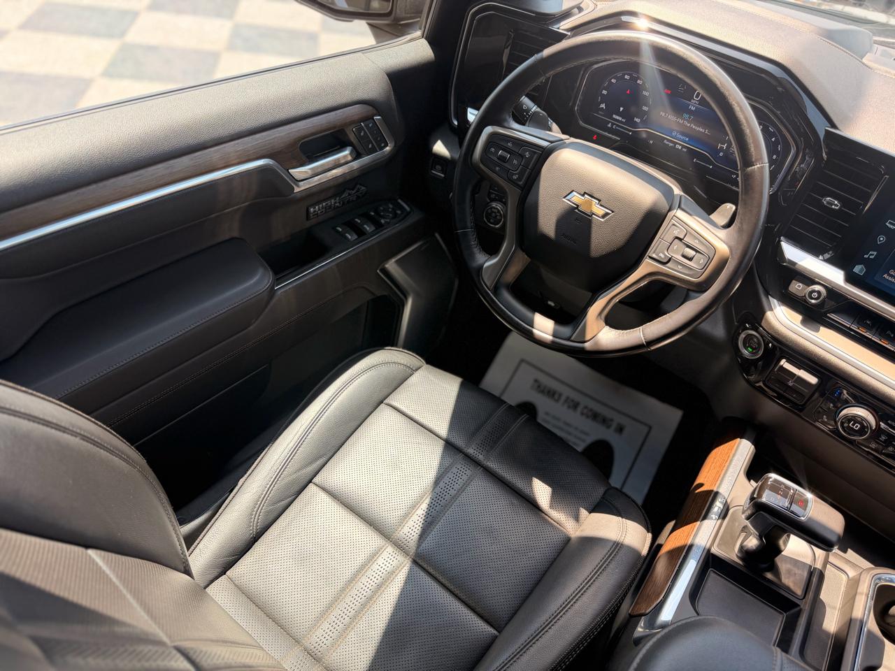 Chevrolet Silverado 1500 High Country Crew Cab 4WD 2022
