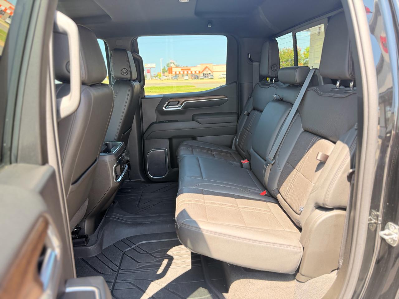 Chevrolet Silverado 1500 High Country Crew Cab 4WD 2022