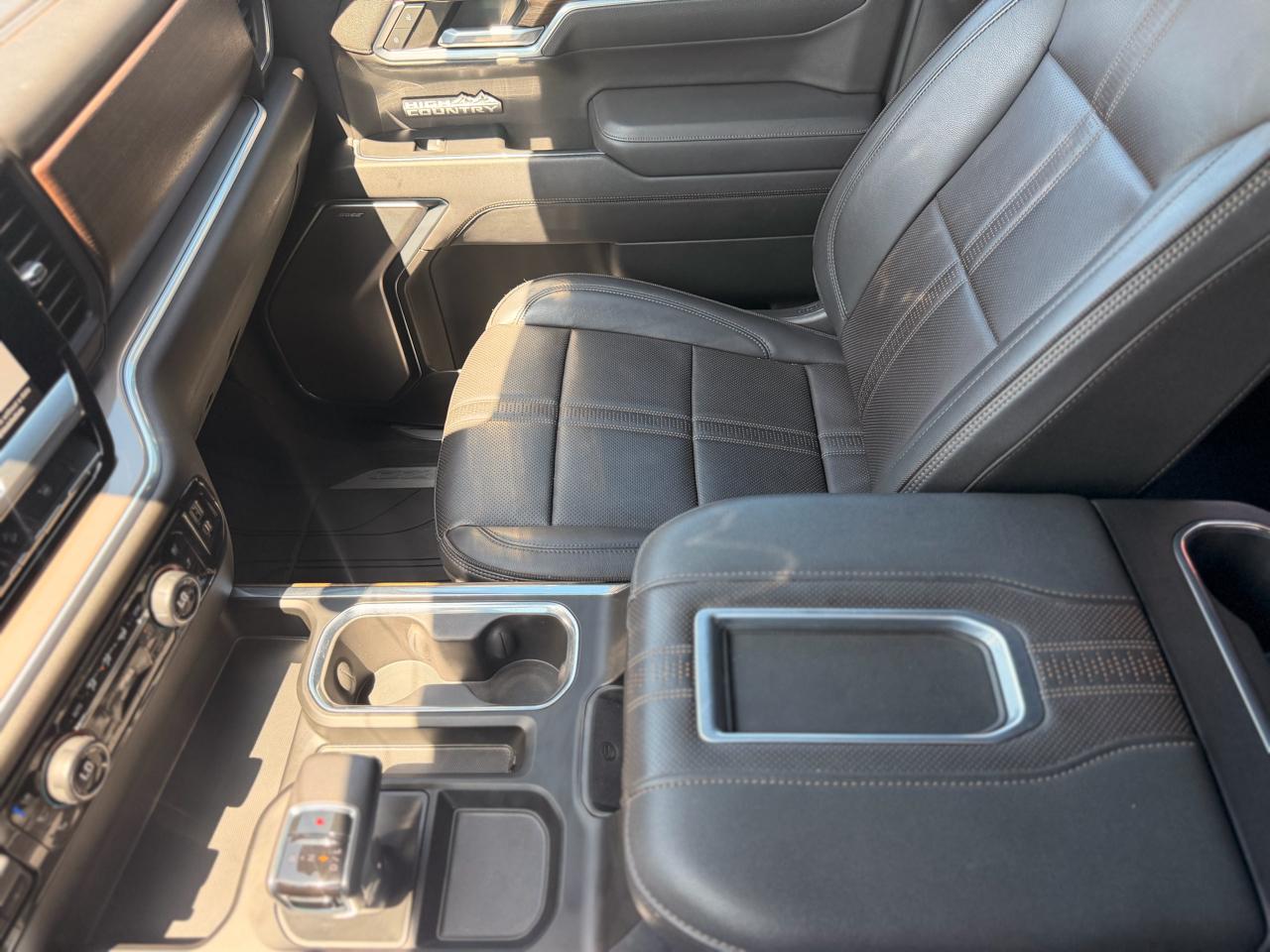 Chevrolet Silverado 1500 High Country Crew Cab 4WD 2022