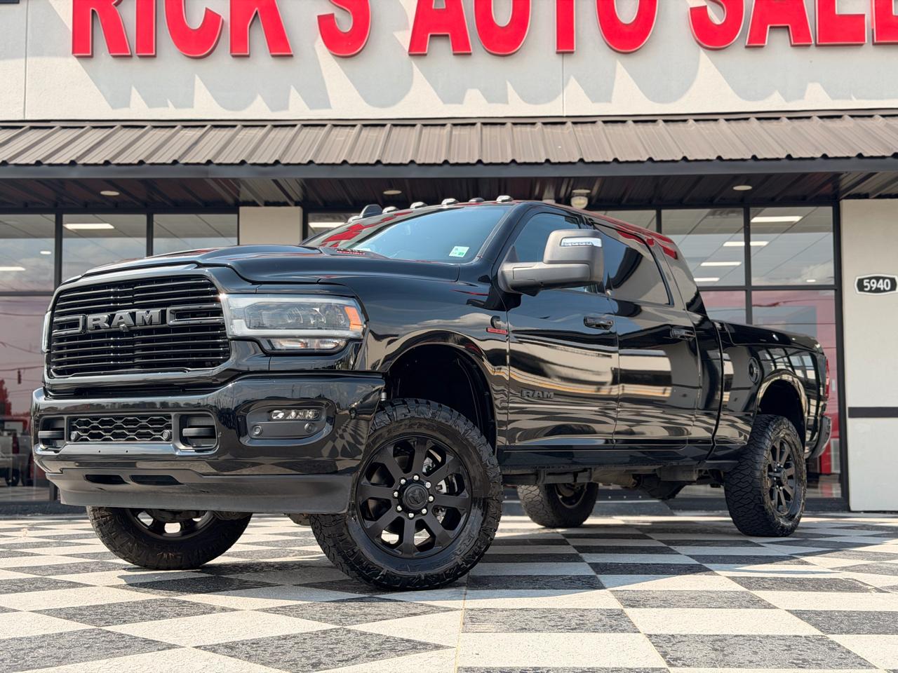 RAM 2500 Laramie Mega Cab 4WD 2023