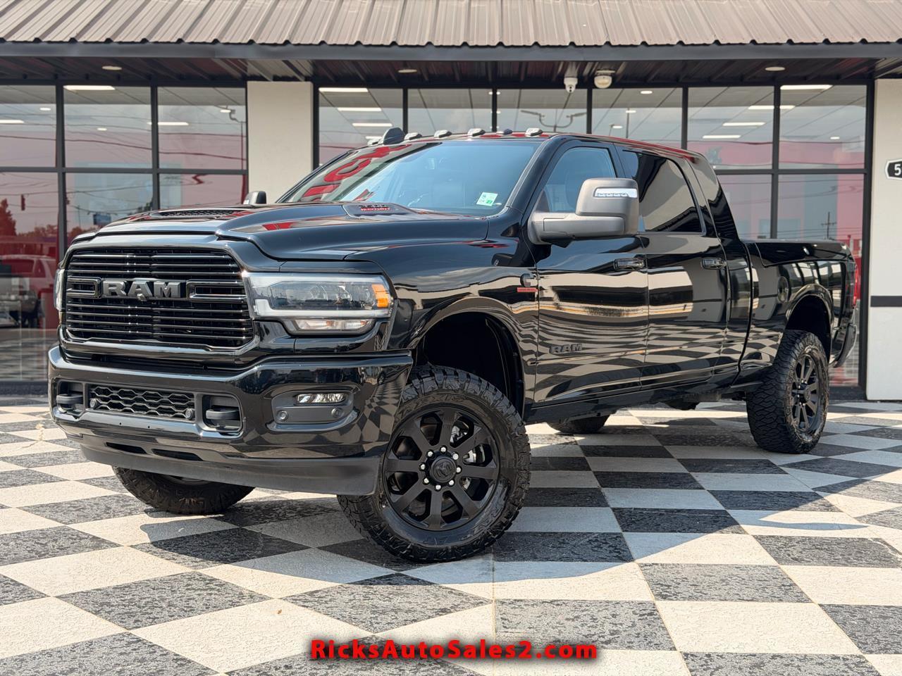 RAM 2500 Laramie Mega Cab 4WD 2023