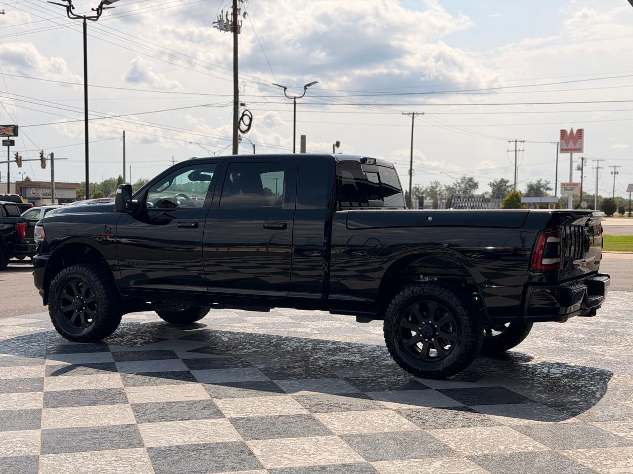 RAM 2500 Laramie Mega Cab 4WD 2023