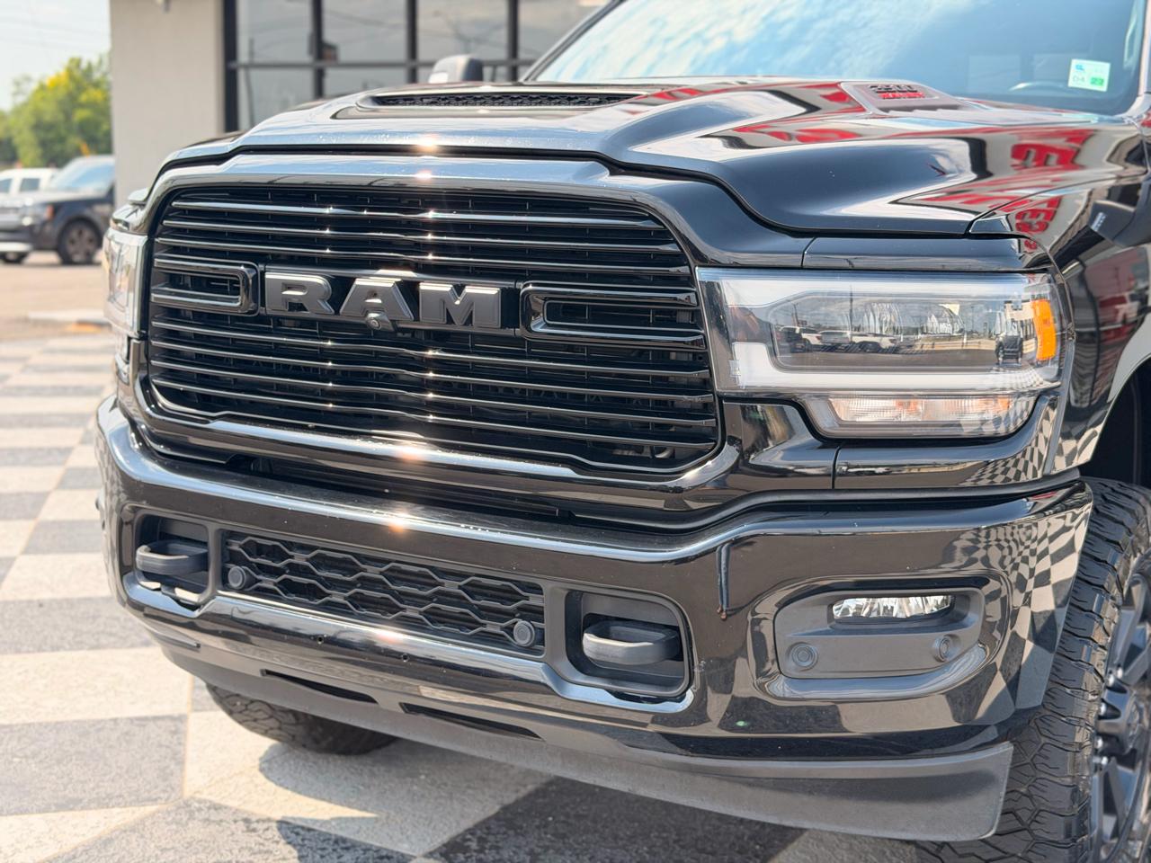 RAM 2500 Laramie Mega Cab 4WD 2023