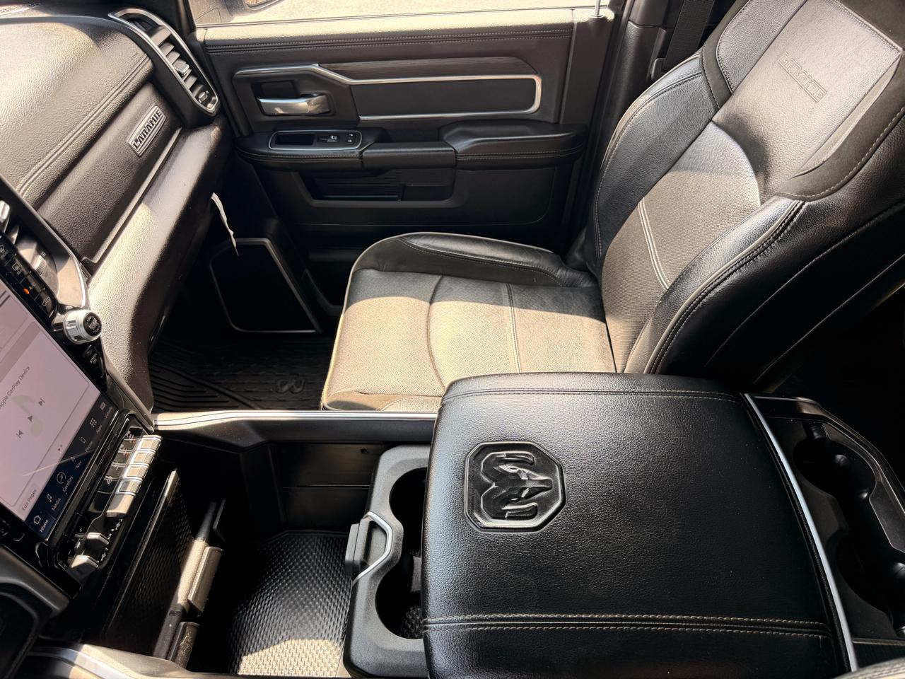 RAM 2500 Laramie Mega Cab 4WD 2023
