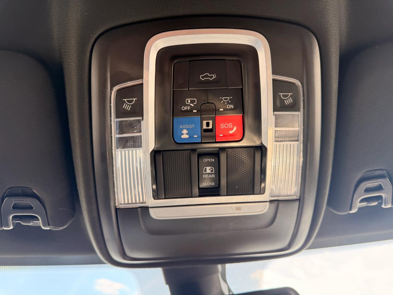 RAM 2500 Laramie Mega Cab 4WD 2023