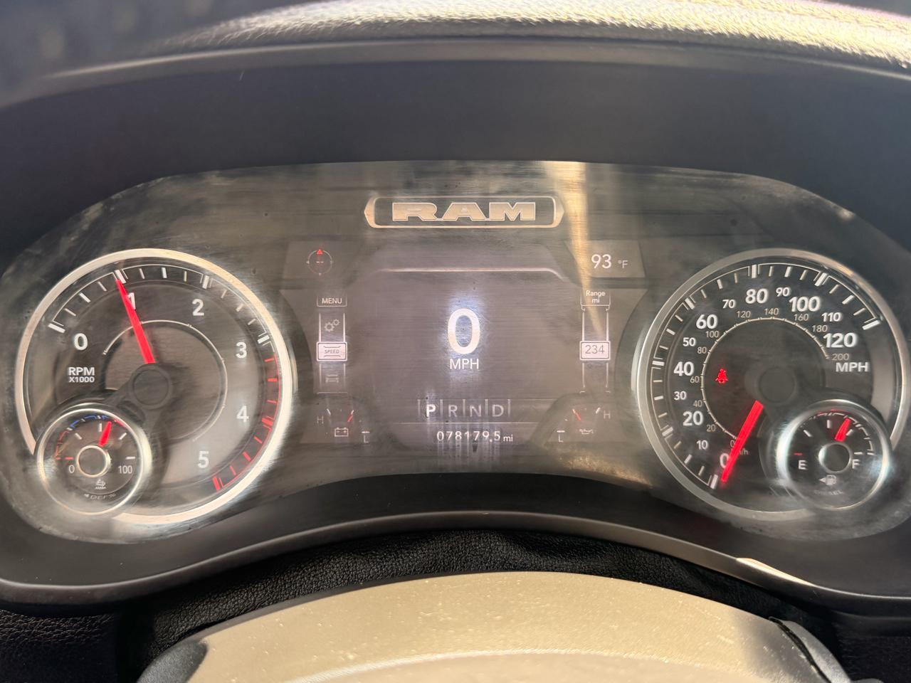 RAM 2500 Laramie Mega Cab 4WD 2023