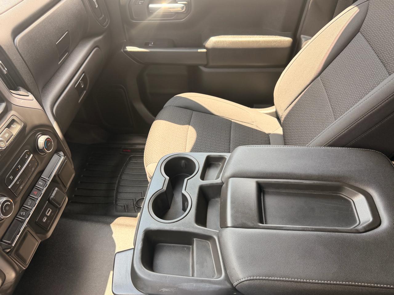 Chevrolet Silverado 1500 Custom Trail Boss Crew Cab Short Box 4WD 2021