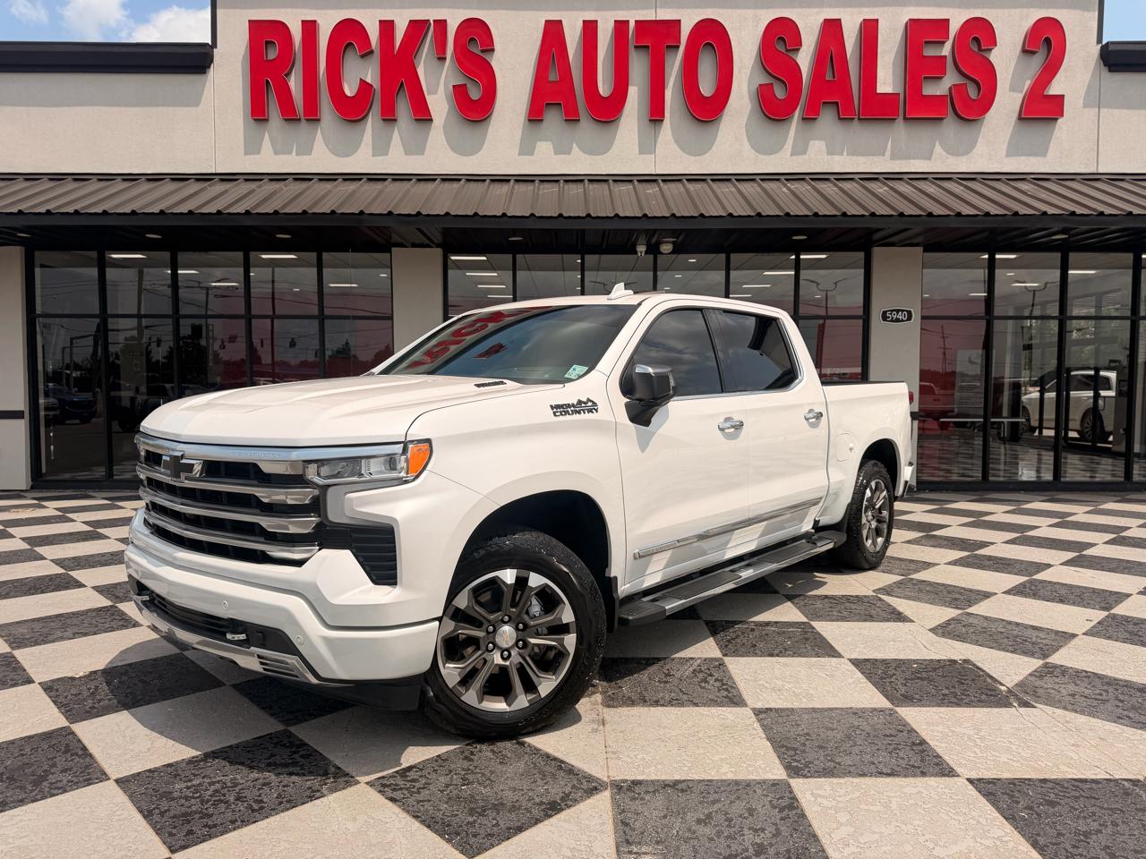 Chevrolet Silverado 1500 High Country Crew Cab 4WD 2024