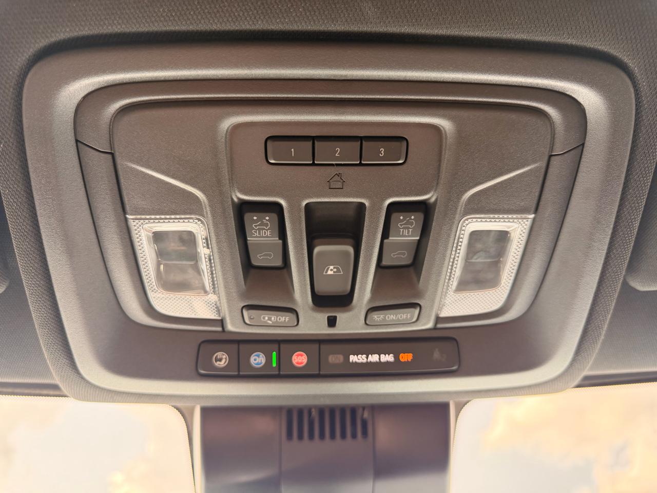 Chevrolet Silverado 1500 High Country Crew Cab 4WD 2024