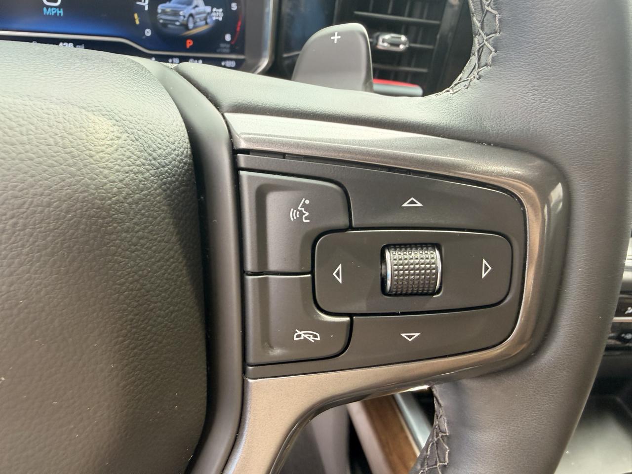 Chevrolet Silverado 1500 High Country Crew Cab 4WD 2024