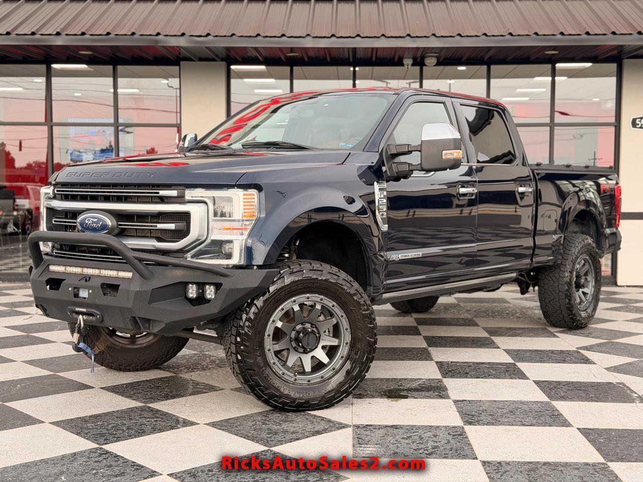 2022 Ford F-250 SD Platinum Crew Cab 4WD