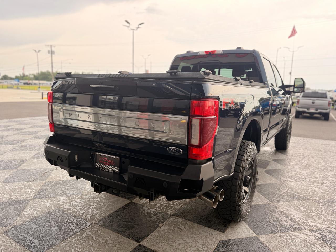 Ford F-250 SD Platinum Crew Cab 4WD 2022