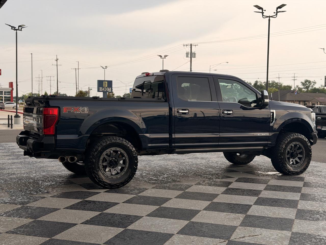 Ford F-250 SD Platinum Crew Cab 4WD 2022