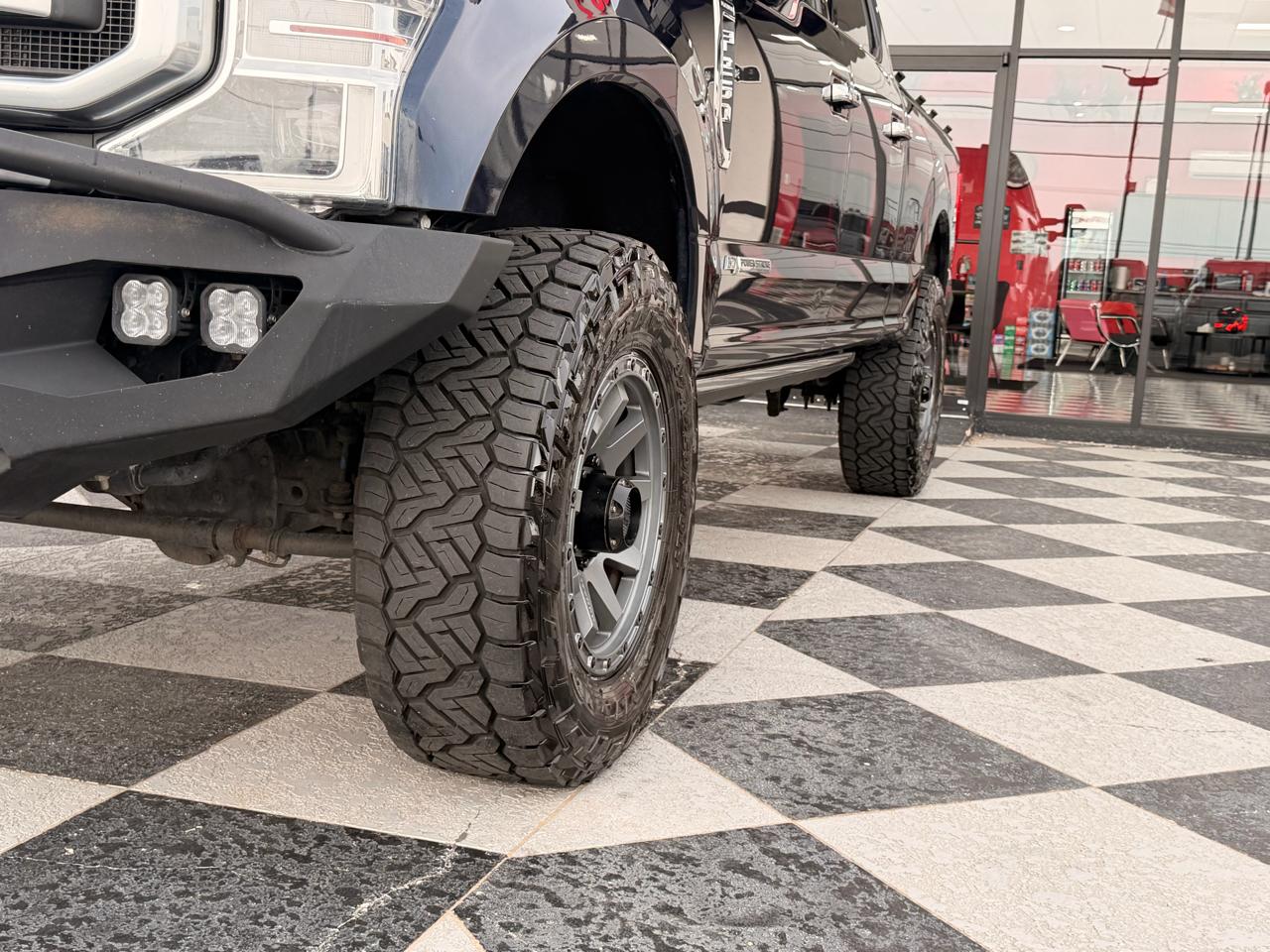 Ford F-250 SD Platinum Crew Cab 4WD 2022