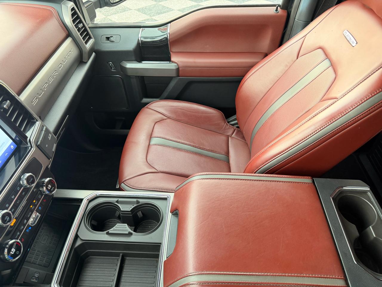 Ford F-250 SD Platinum Crew Cab 4WD 2022