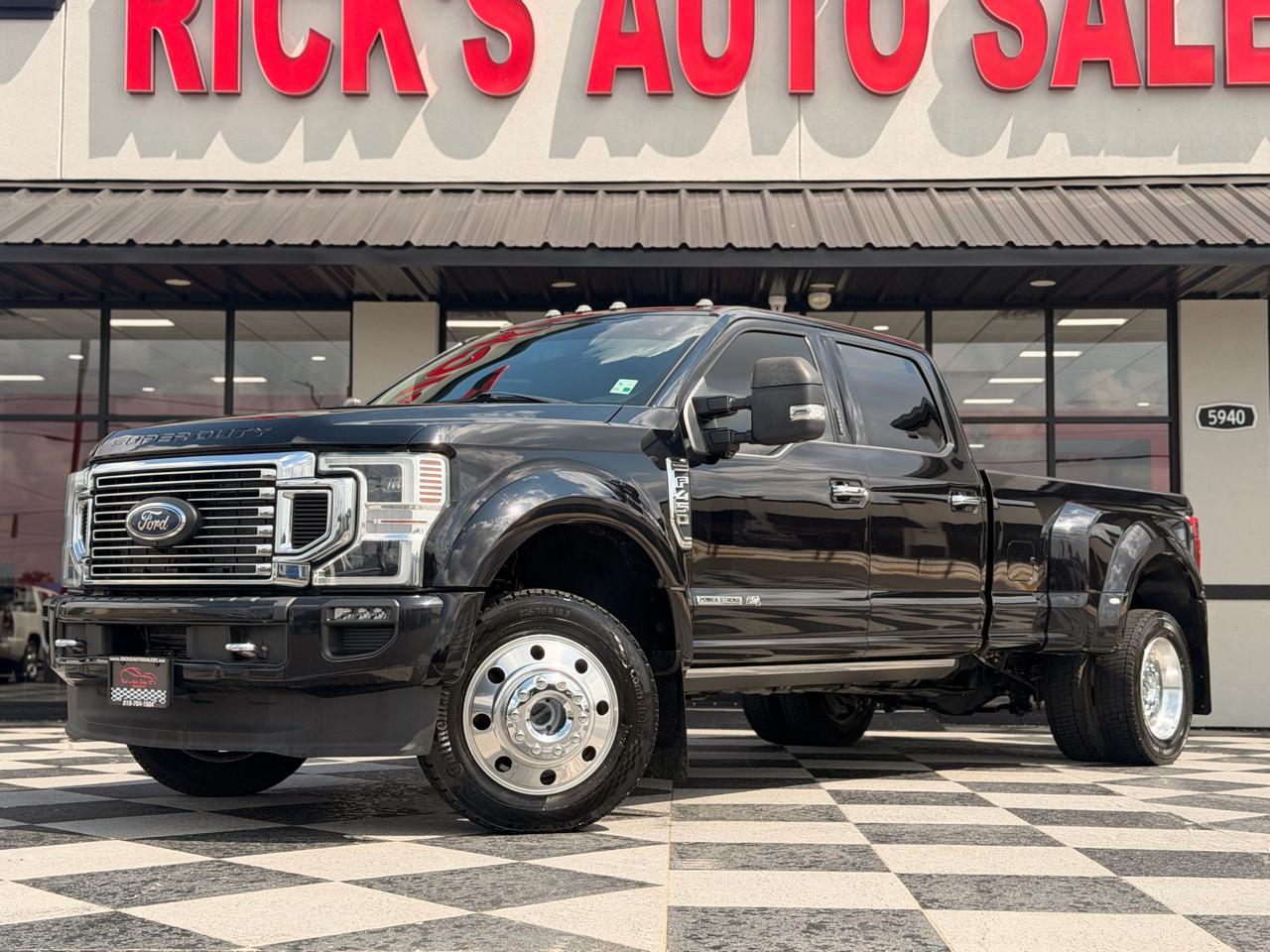 Ford F-450 SD Platinum Crew Cab DRW 4WD 2022