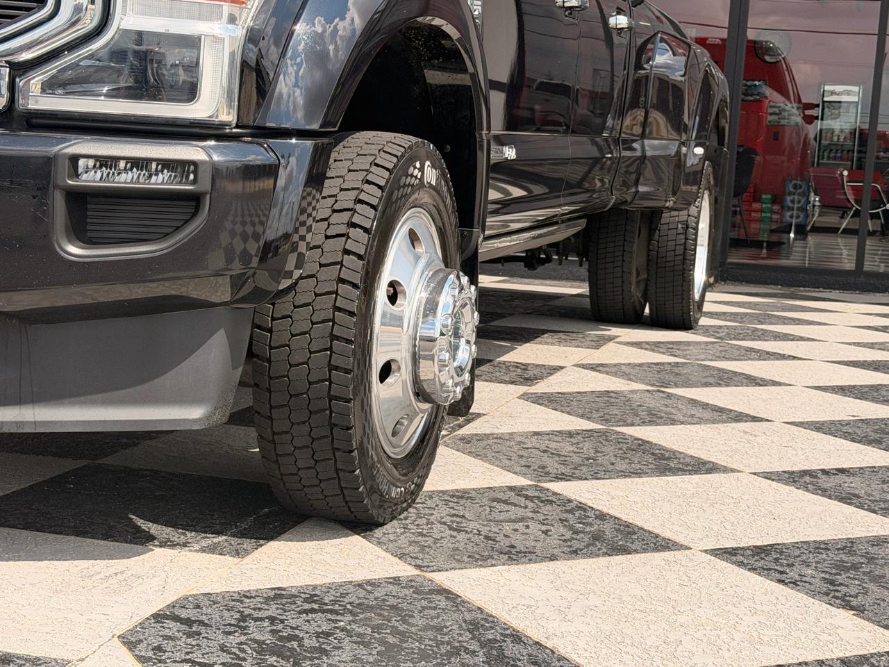 Ford F-450 SD Platinum Crew Cab DRW 4WD 2022