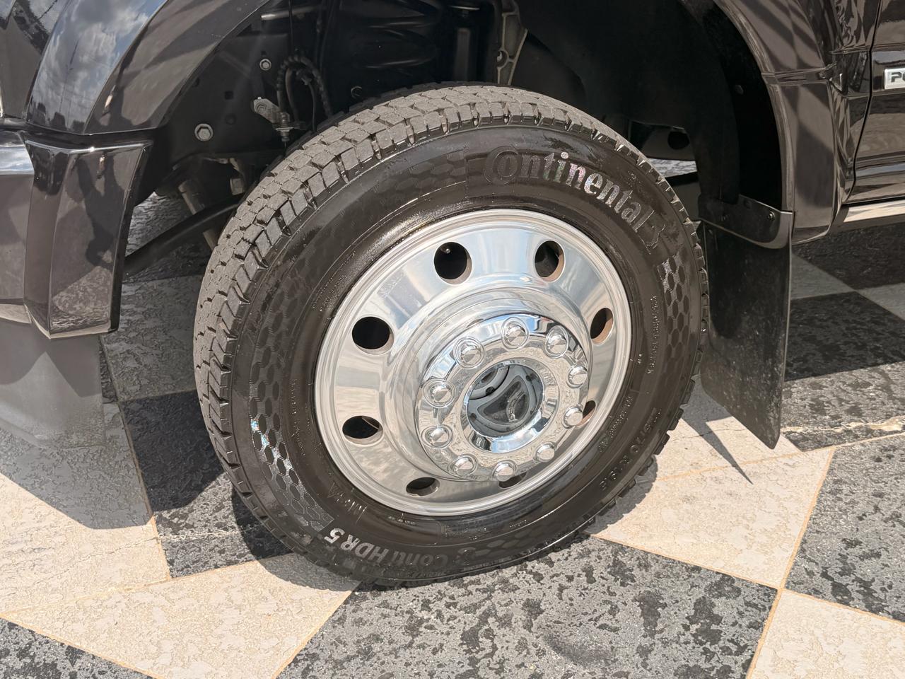 Ford F-450 SD Platinum Crew Cab DRW 4WD 2022
