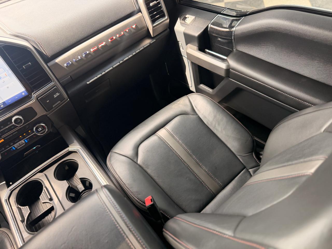 Ford F-450 SD Platinum Crew Cab DRW 4WD 2022