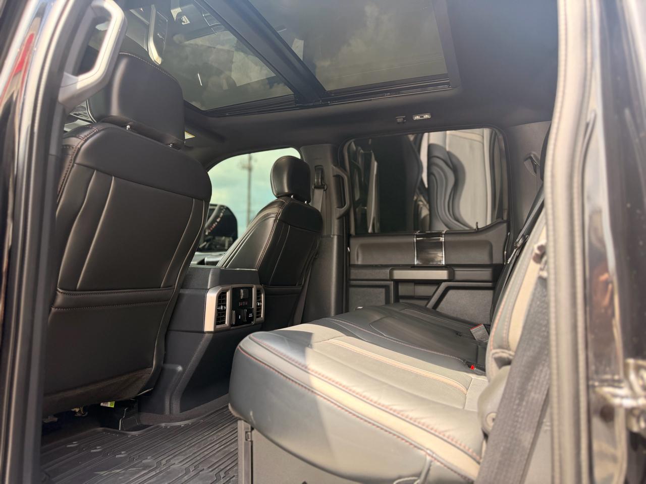 Ford F-450 SD Platinum Crew Cab DRW 4WD 2022