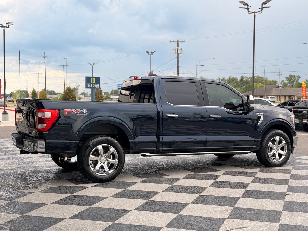 Ford F-150 4WD SuperCrew 157" Lariat 2021