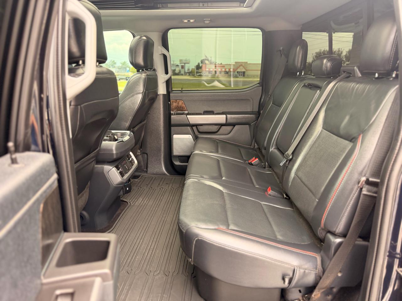 Ford F-150 4WD SuperCrew 157" Lariat 2021