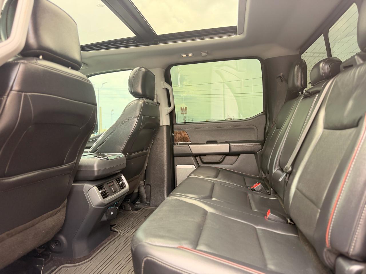 Ford F-150 4WD SuperCrew 157" Lariat 2021