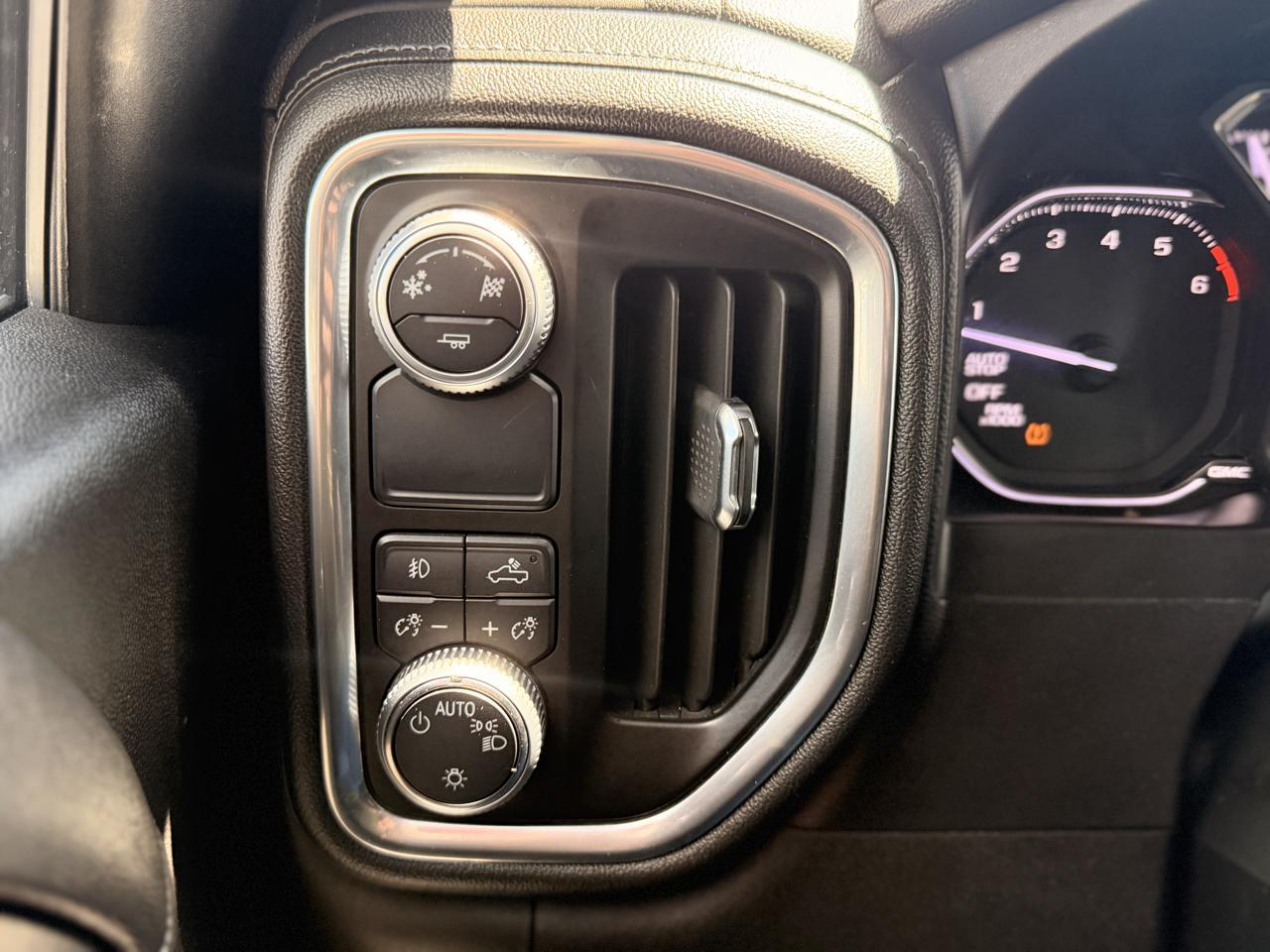 GMC Sierra 1500 Elevation Double Cab 2WD 2019